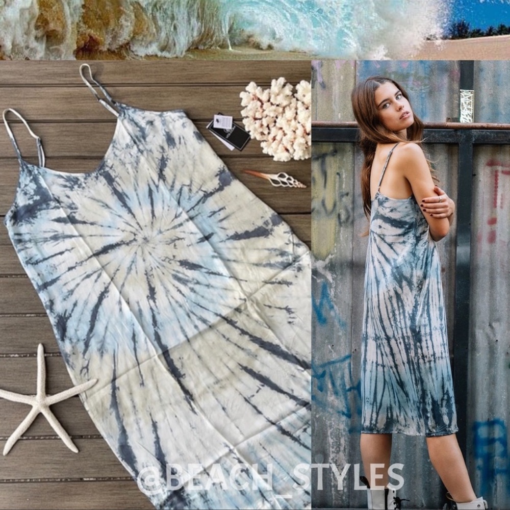 🌴🔆VOLCOM- TIE DYE DRESS🔆🌴 - Picture 1 of 12